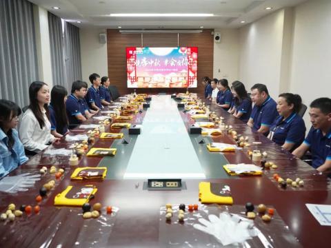 月圆中秋 情暖菠菜担保网|菠菜担保网电气开展外地职工关爱活动